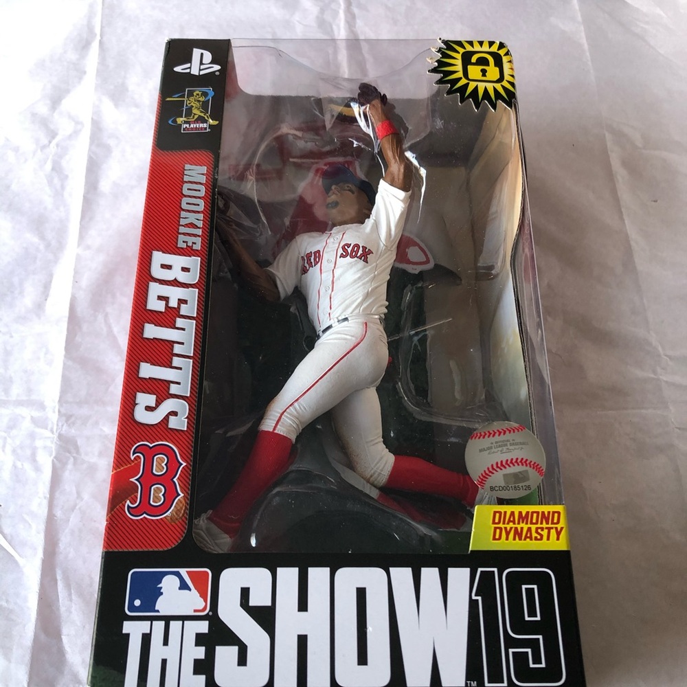 Baseball figures (3)
2019